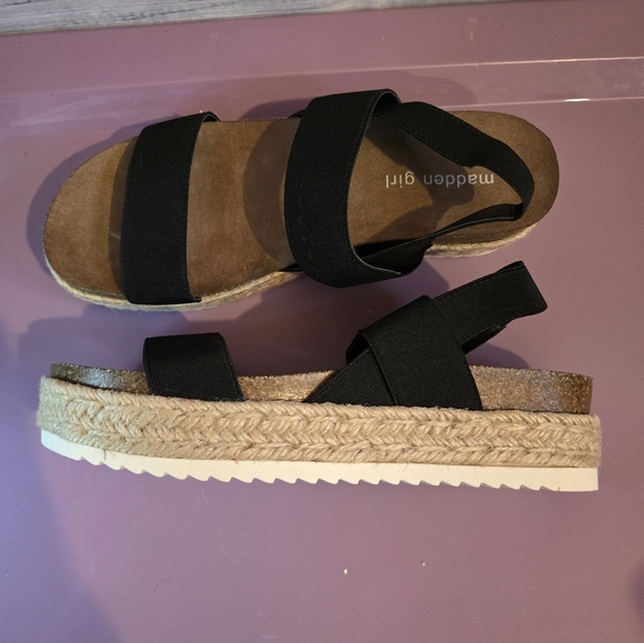 New Madden Girl Strappy Platform Sandals in Black, Size 8 - Picture 5 of 5